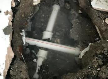 洛龙阳台漏水维修公司为您分享楼上楼下漏水怎么处理